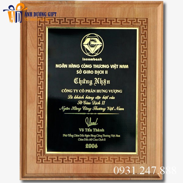 Bảng vinh danh đồng gỗ DG004