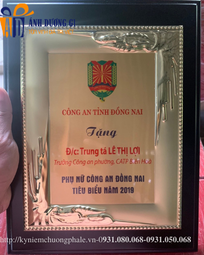 Bảng vinh danh đồng gỗ ĐG 12