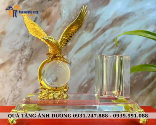 Cắm bút pha lê D007