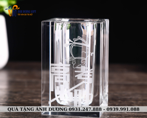Cắm bút pha lê D016