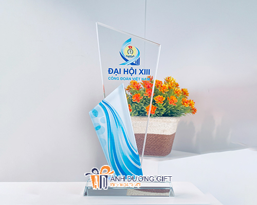 KỶ NIỆM CHƯƠNG KNC241