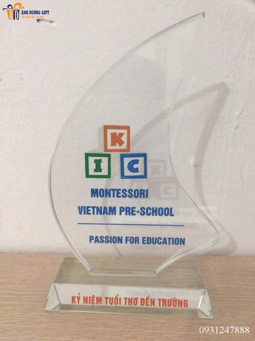 Kỷ niệm chương pha lê KNC00A52
