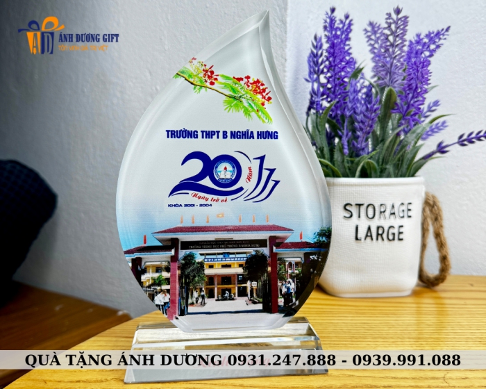PHA LÊ HỌP LỚP