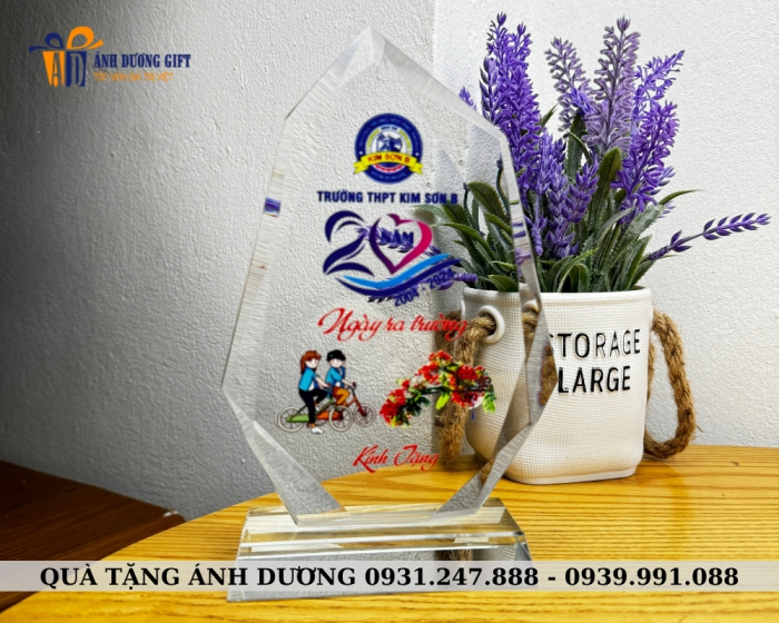 PHA LÊ HỌP LỚP