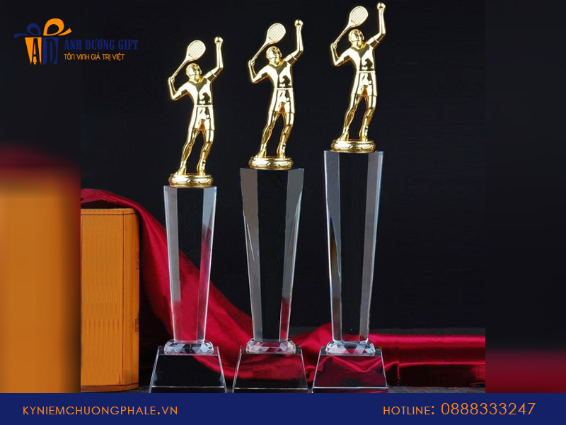 Cúp tennis pha lê giá rẻ