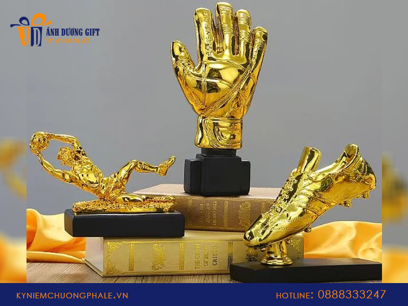 Làm kỷ niệm chương tại Lạng Sơn