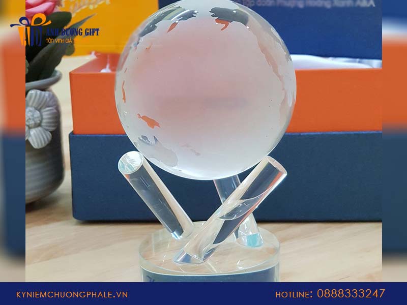 Xưởng làm kỷ niệm chương theo yêu cầu